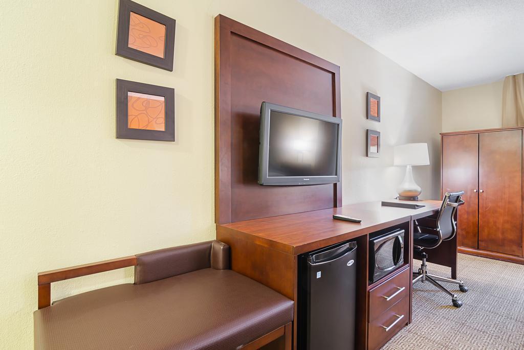 Comfort Inn & Suites Durham Near Duke University Esterno foto