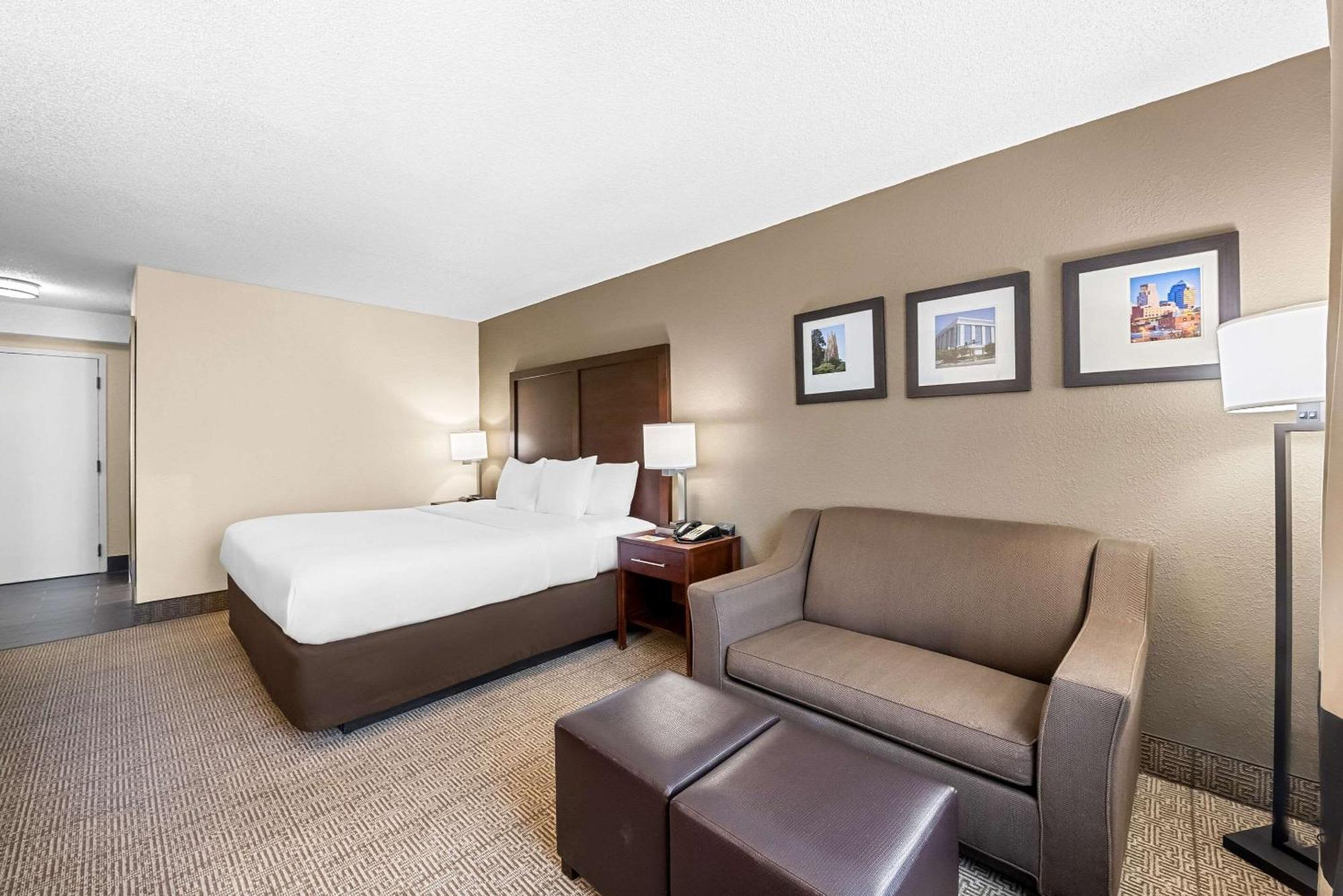 Comfort Inn & Suites Durham Near Duke University Esterno foto