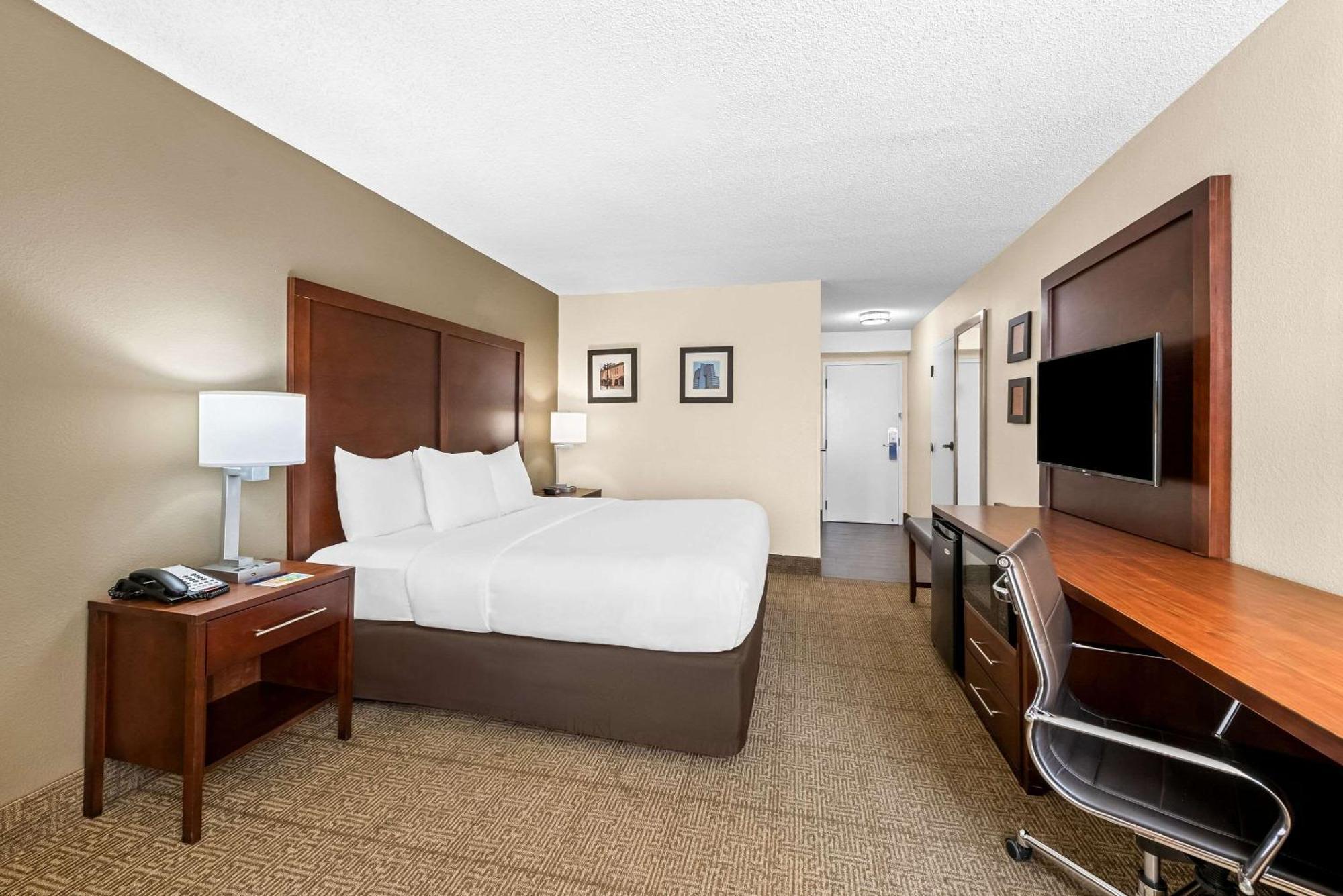 Comfort Inn & Suites Durham Near Duke University Esterno foto