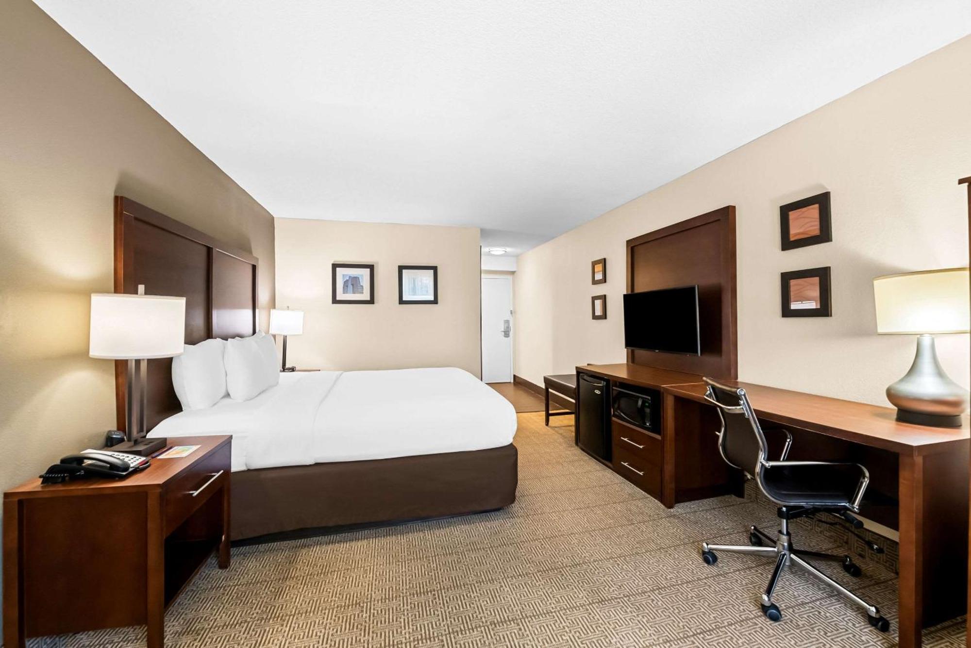 Comfort Inn & Suites Durham Near Duke University Esterno foto