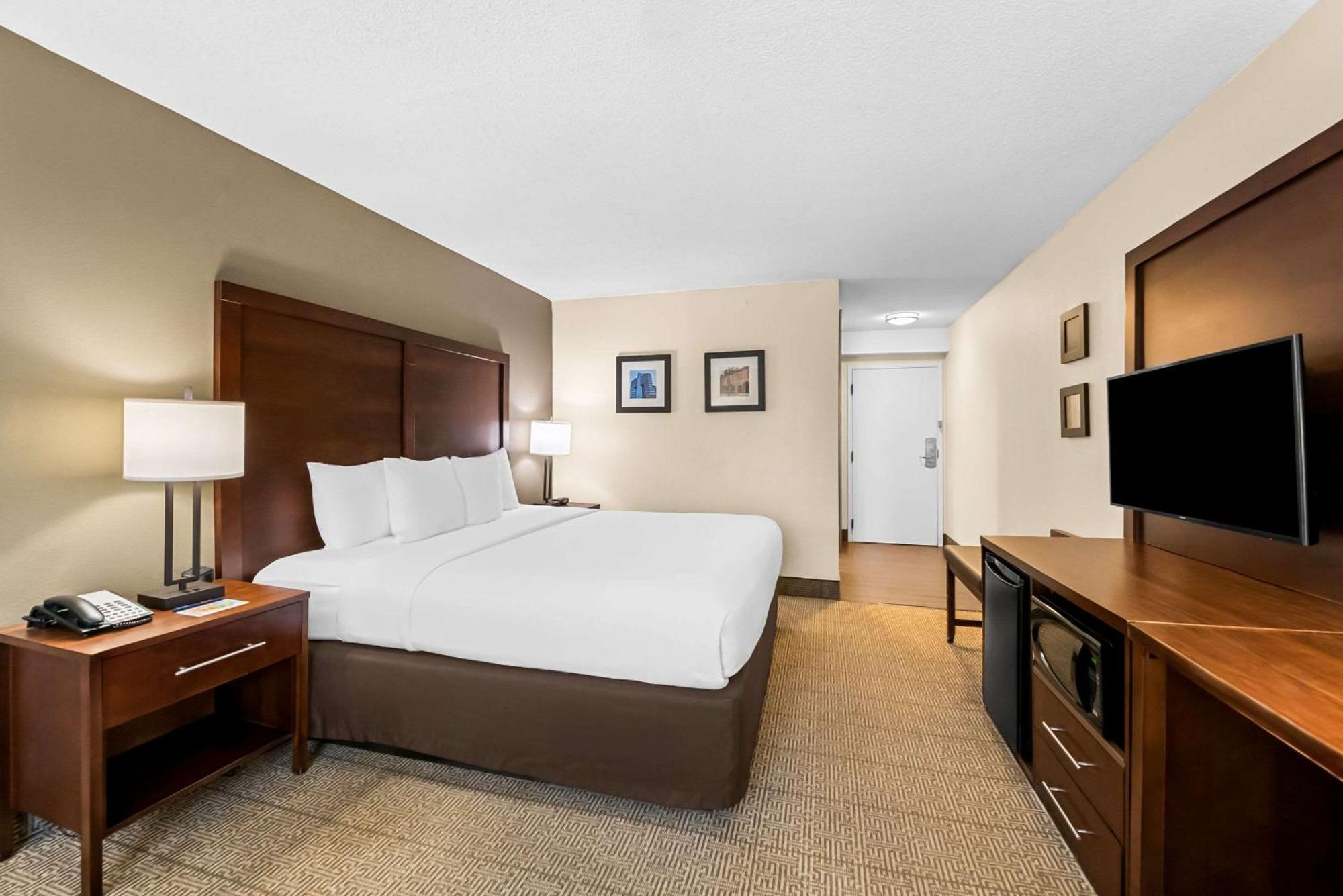 Comfort Inn & Suites Durham Near Duke University Esterno foto