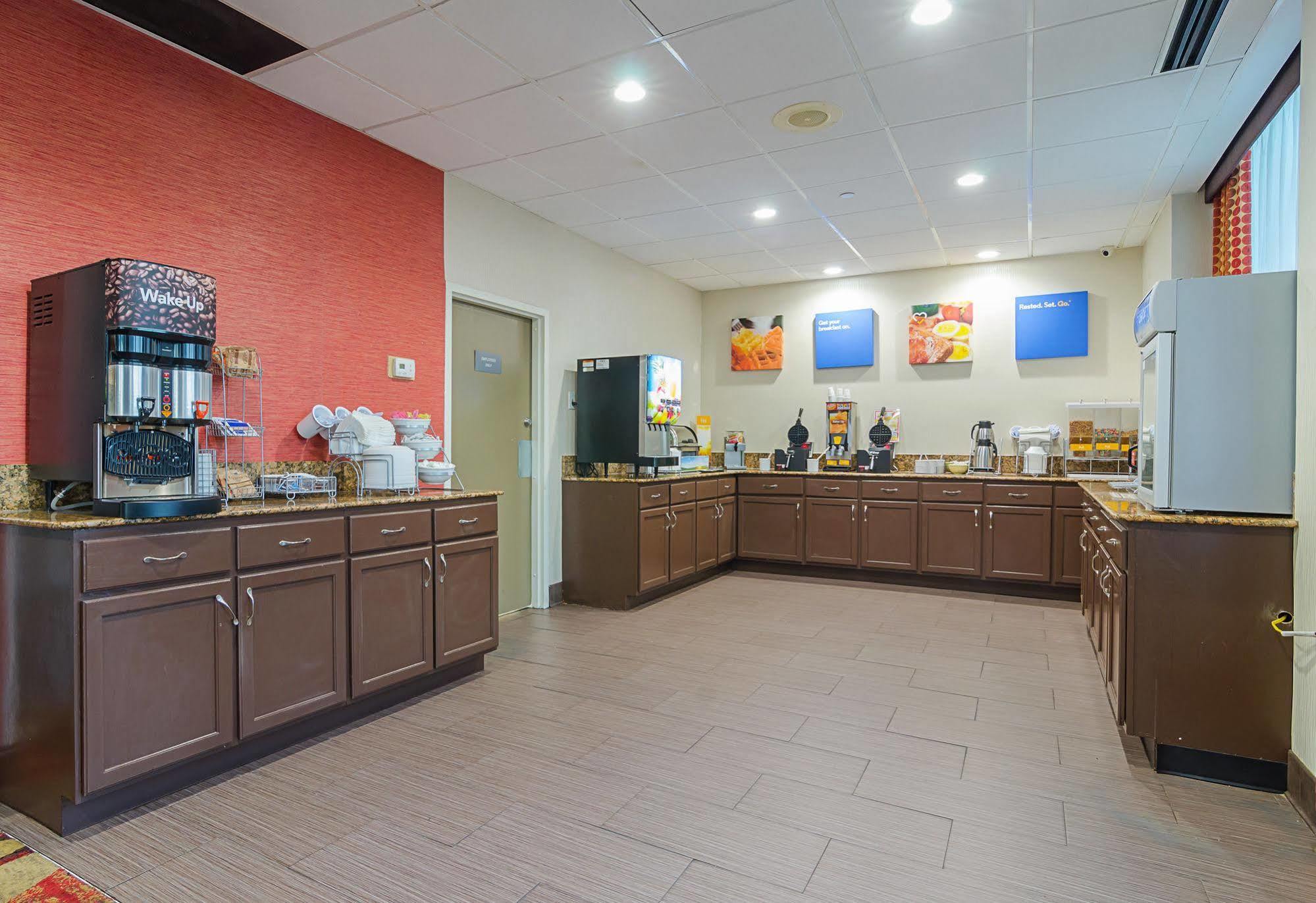Comfort Inn & Suites Durham Near Duke University Esterno foto