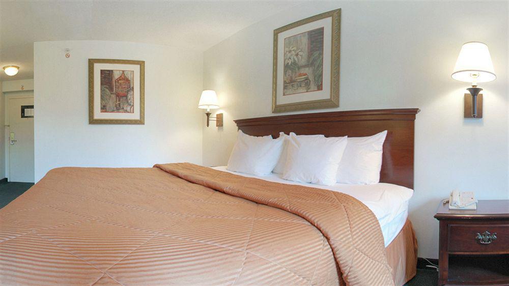 Comfort Inn & Suites Durham Near Duke University Esterno foto